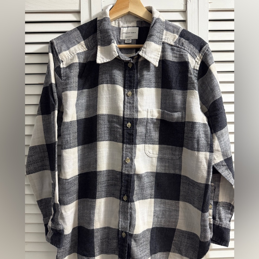 American Eagle Outfitters Black and White Checkered Shirt Boyfriend Fit